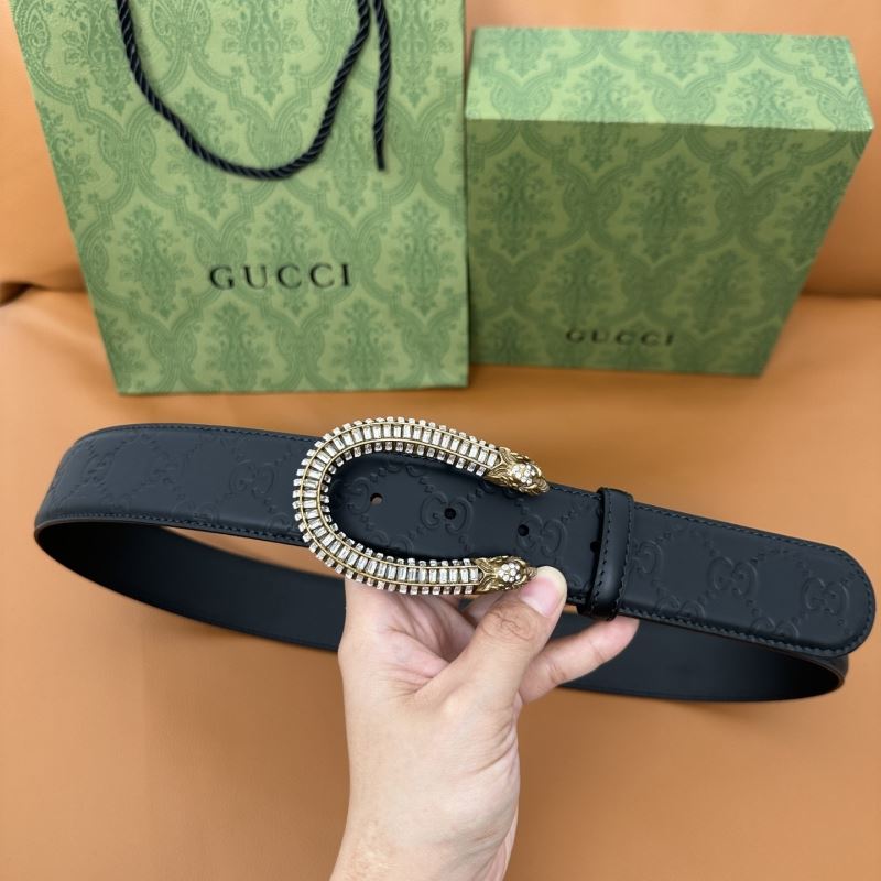 G*u*i belts